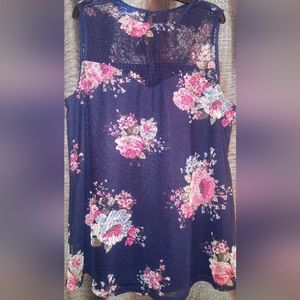 Women's navy blue floral (tank) blouse. Size large. NWOT.